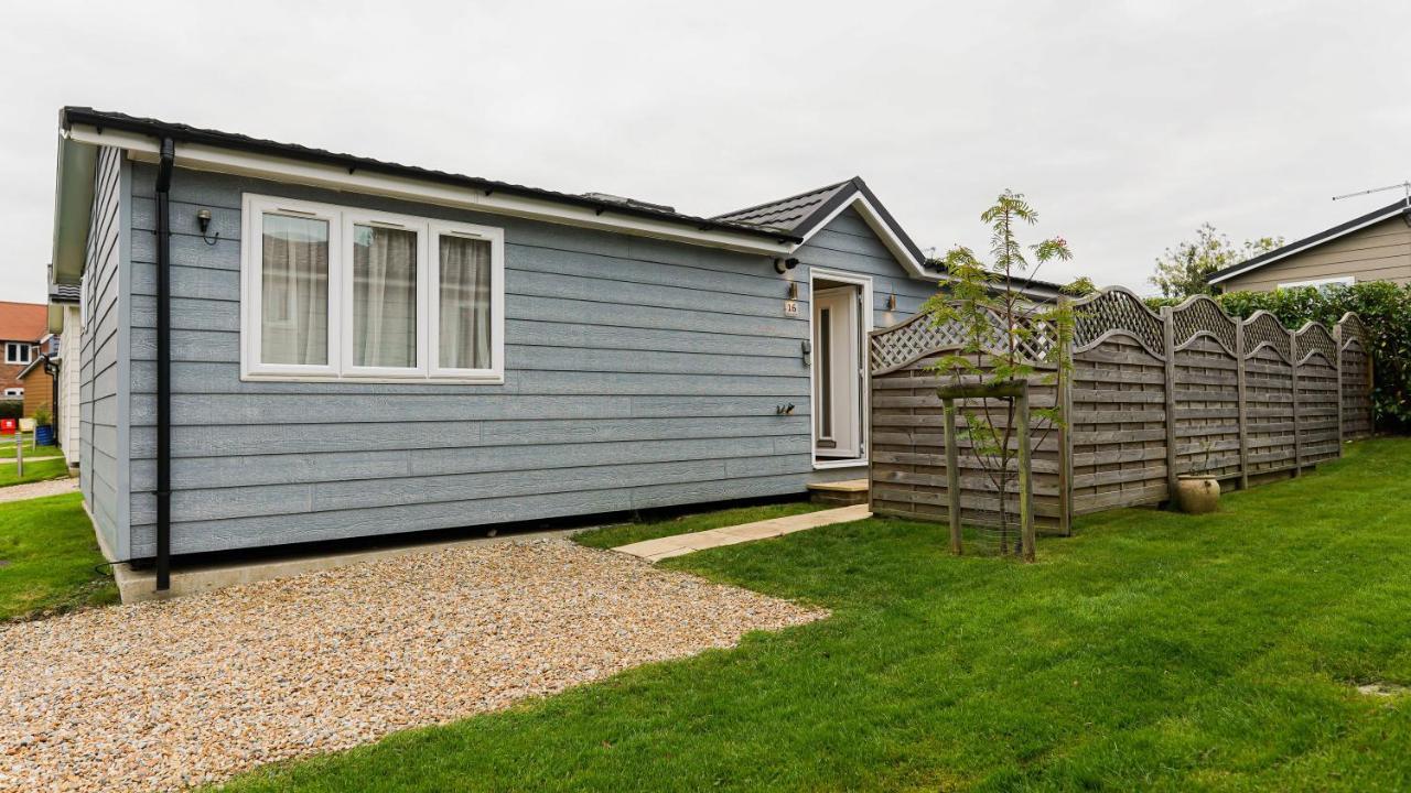 Golden Cross Holiday Park Hailsham Extérieur photo