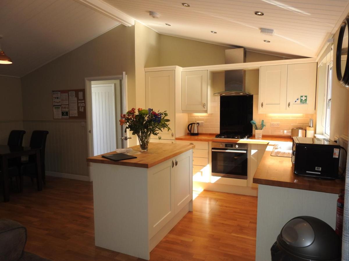 Golden Cross Holiday Park Hailsham Extérieur photo