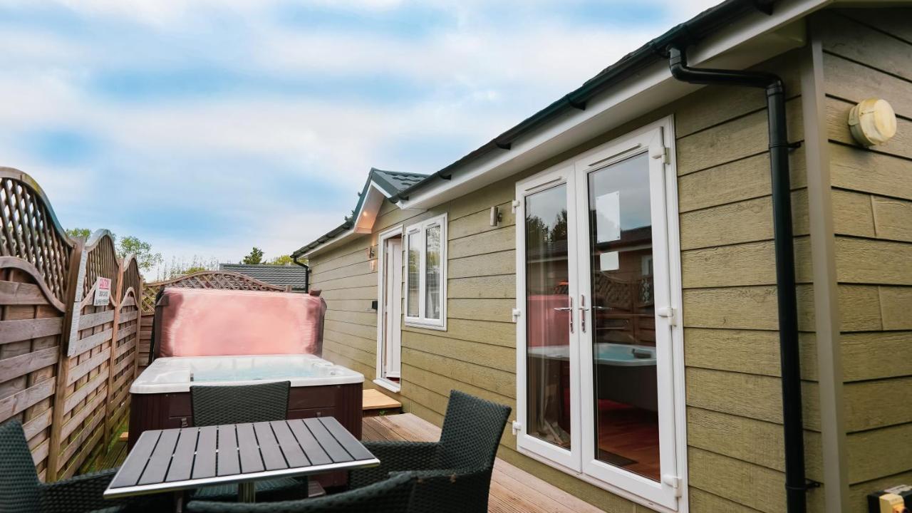 Golden Cross Holiday Park Hailsham Extérieur photo