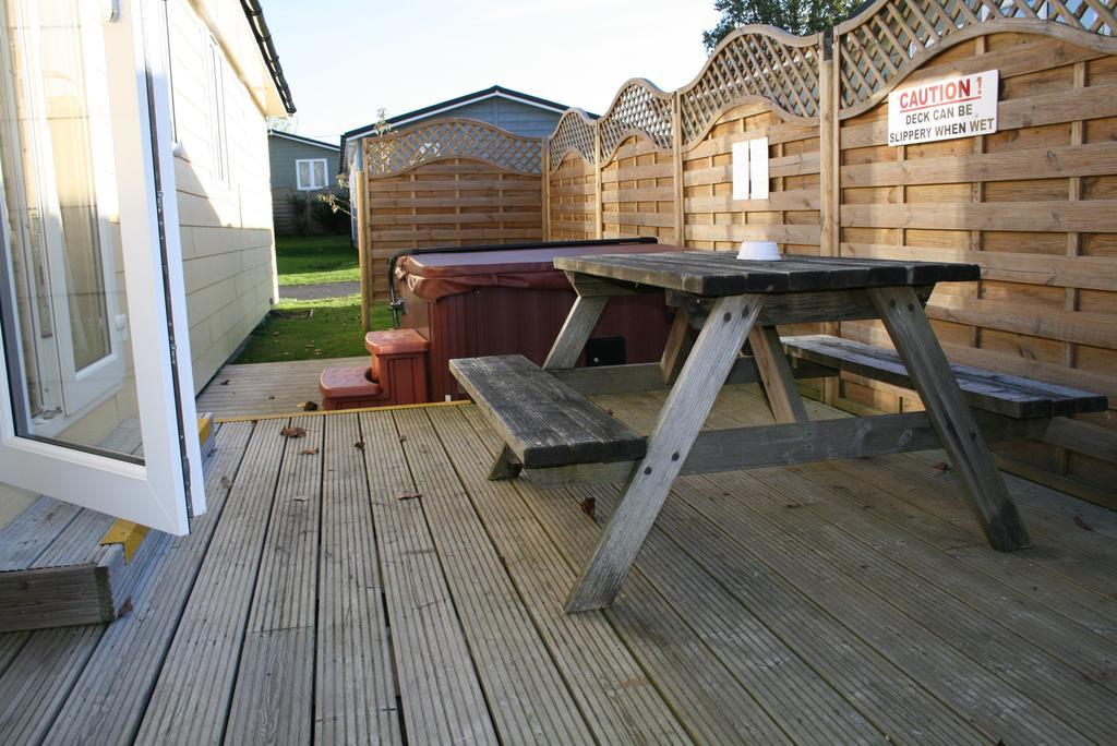 Golden Cross Holiday Park Hailsham Extérieur photo